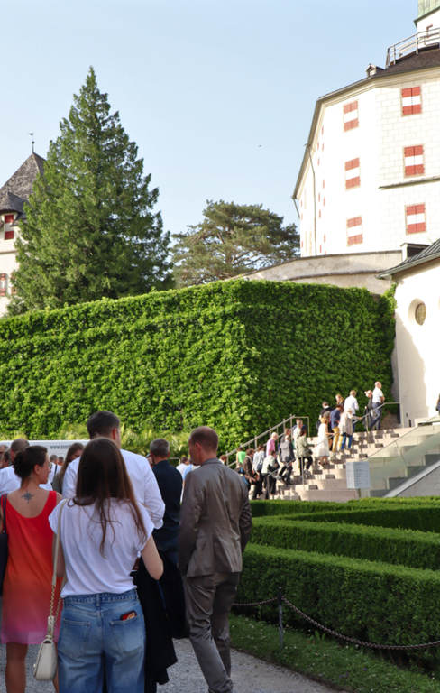 Schauen erlaubt: Die neue Ausstellung im Schloss Ambras wurde eröffnet.