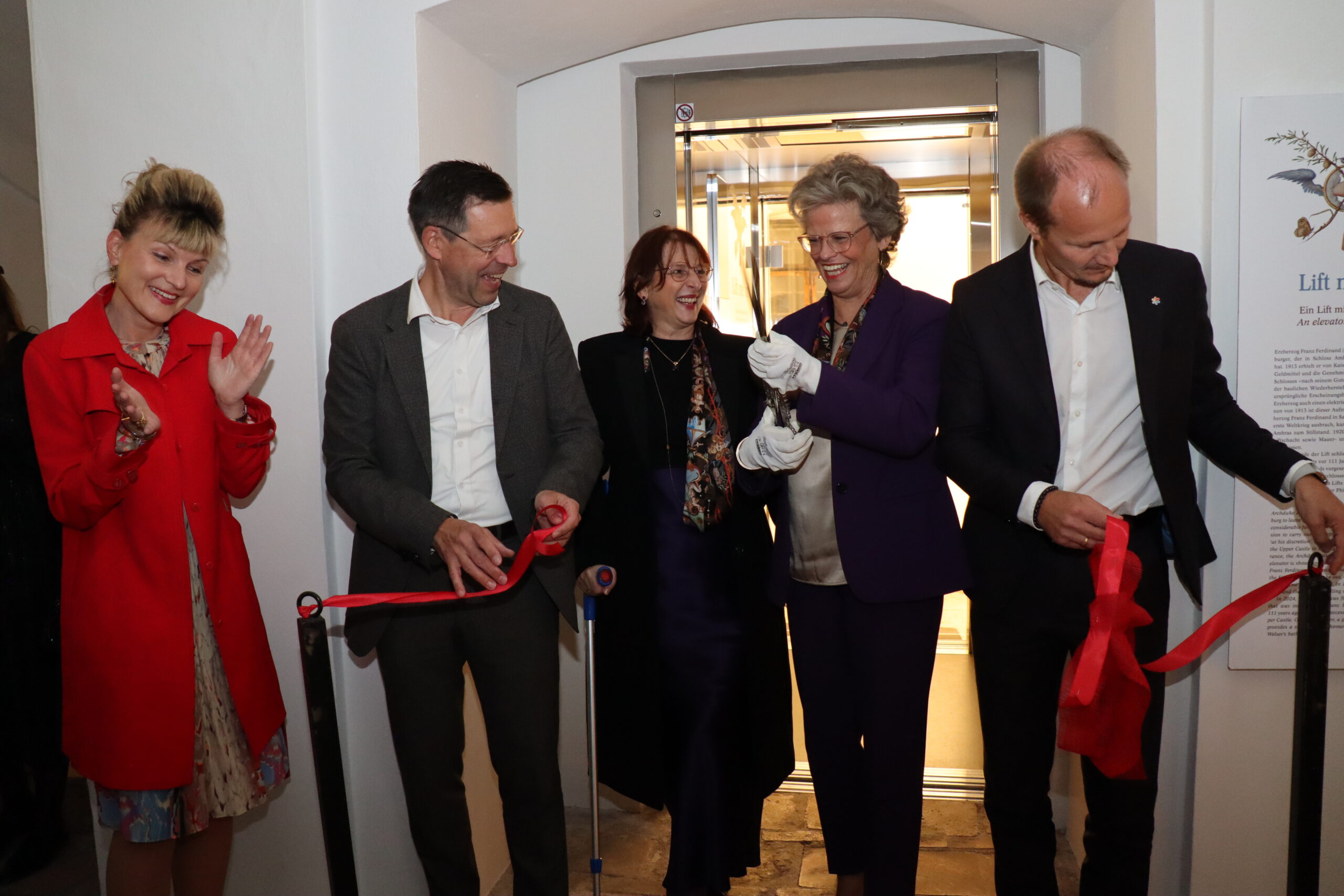 Schloss Ambras Eröffnung neuer Lift