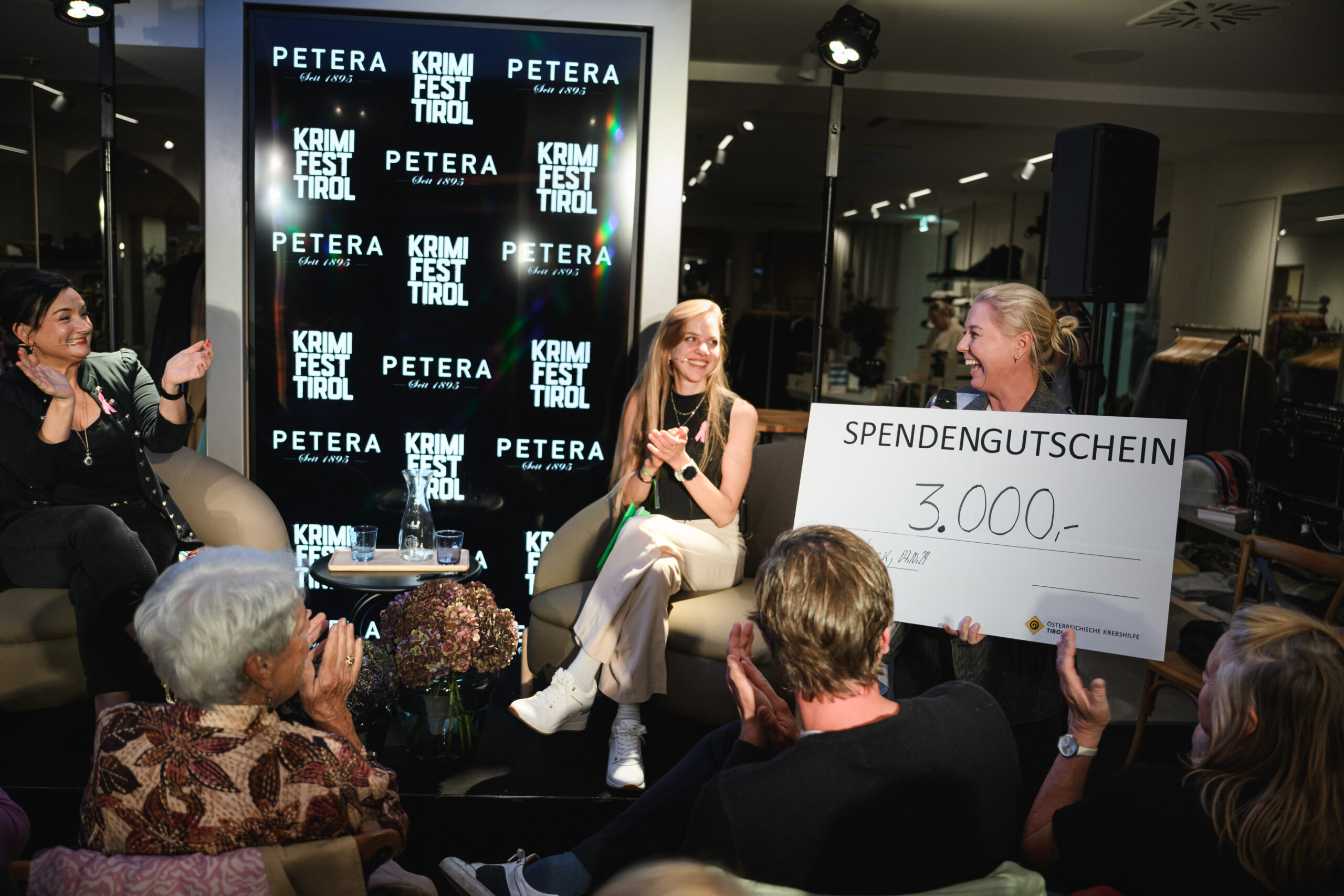 Charity-Lesung bei PETERA