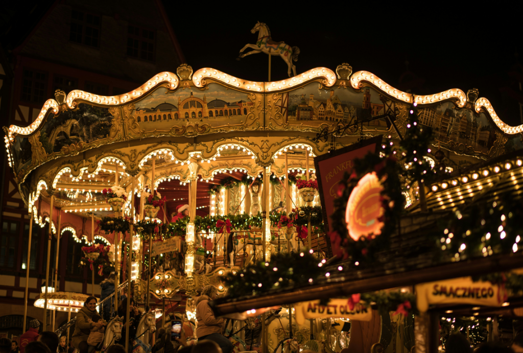 Adventmärkte in Tirol Thema Tirolerin