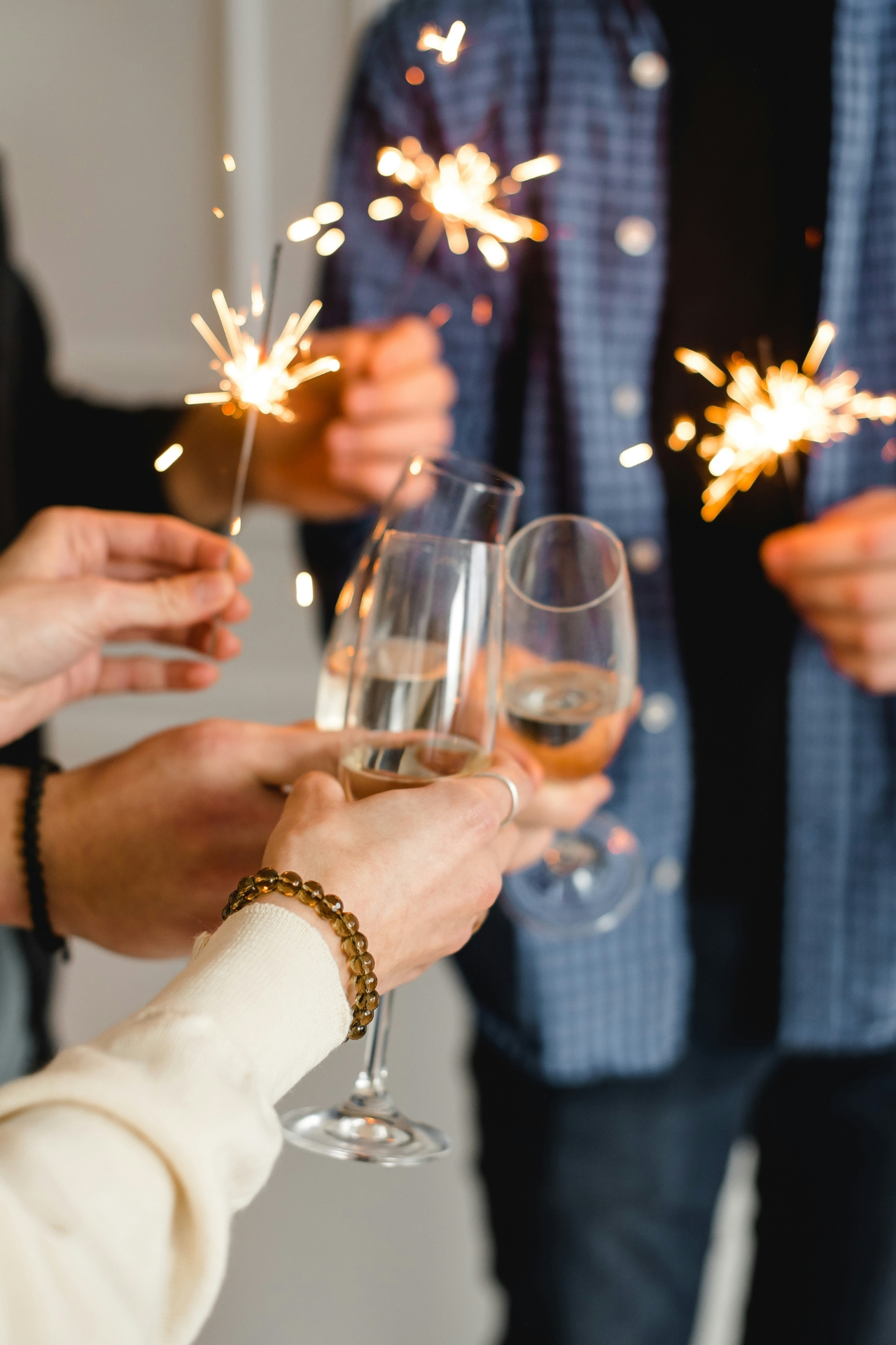 Silvester zuhause feiern mit Freunden