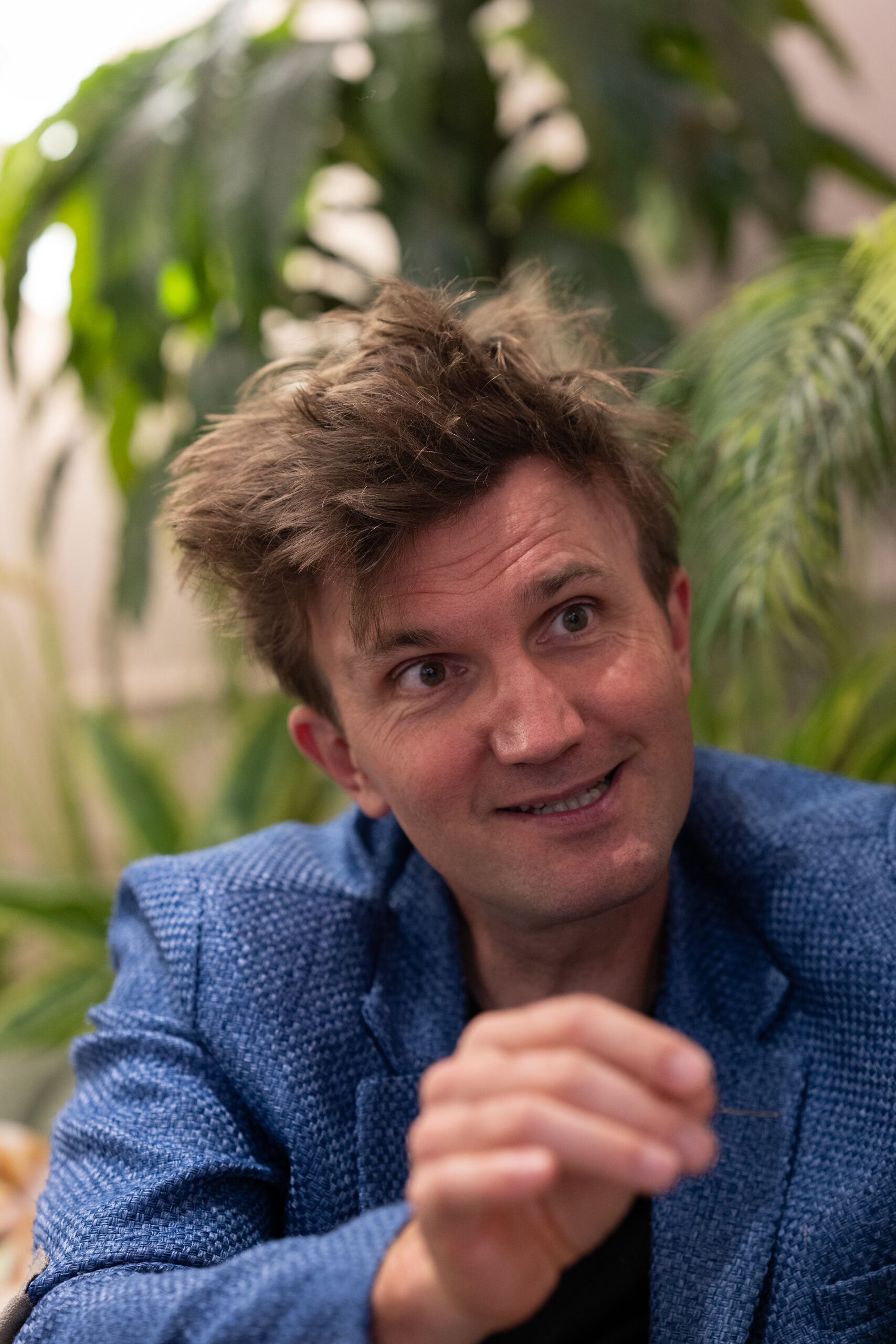 Mentalist Dino Dorado