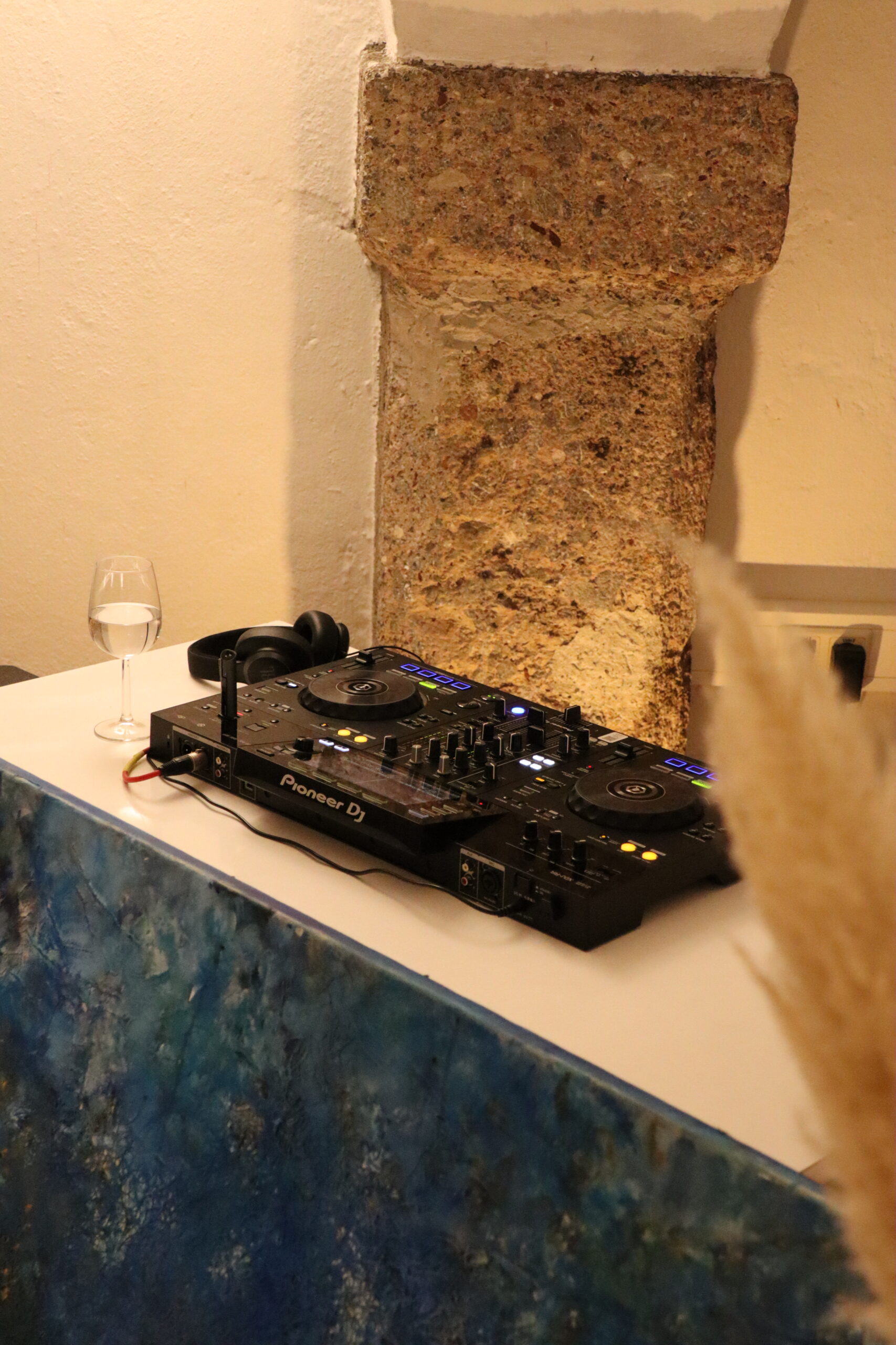 Kunst hilft gemeinsam mit TIROLERIN, Büchsenhausen 2025