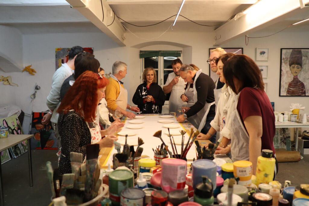 Kunst hilft gemeinsam mit TIROLERIN, Büchsenhausen 2025