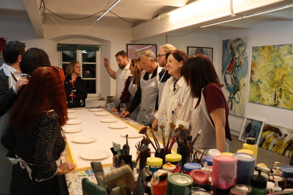 Kunst hilft gemeinsam mit TIROLERIN, Büchsenhausen 2025