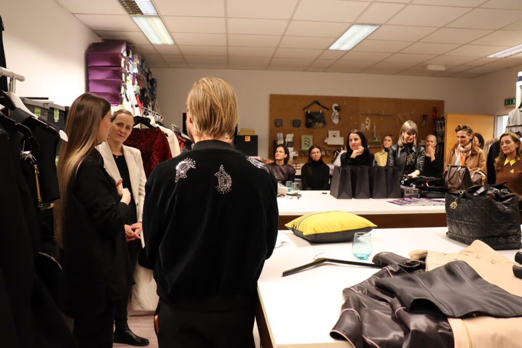 Behind the Scenes im Atelier von rebekka ruétz