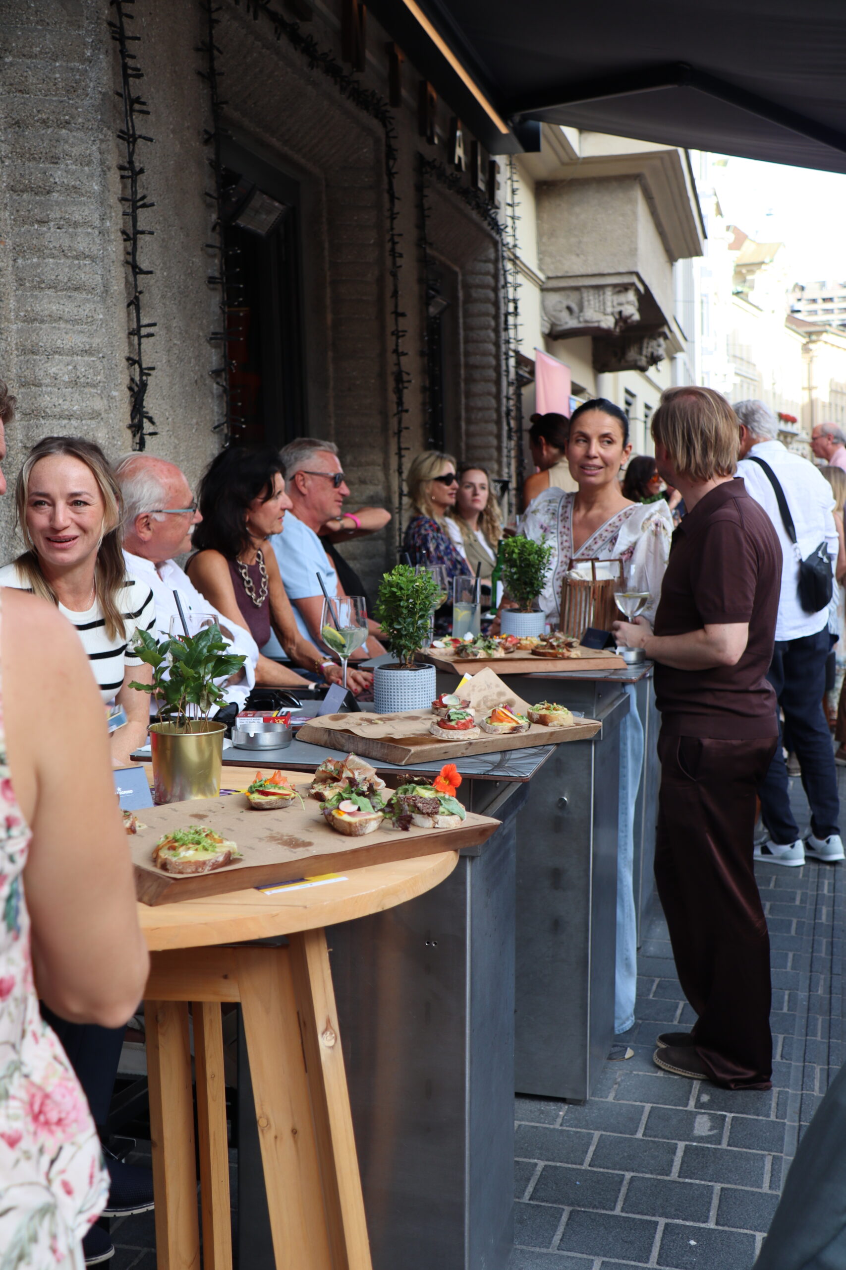 TIROLERIN Fresh Tuesday X Musicalsommer Tirol in der Bar Centrale Innsbruck